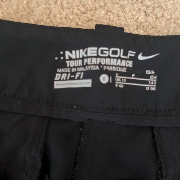Women’s Black Nike Golf Tour Performance Dr-Fit Capri Cropped Pants size 6 - Picture 4 of 5